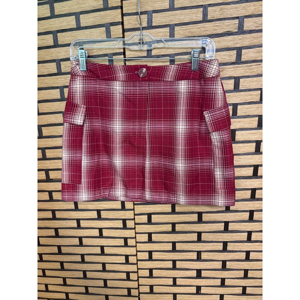 Forever 21 Burgundy And White Plaid Mini Skirt Size Medium